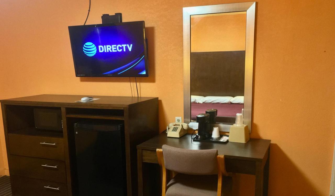 Westerner Motel ラミーサ エクステリア 写真
