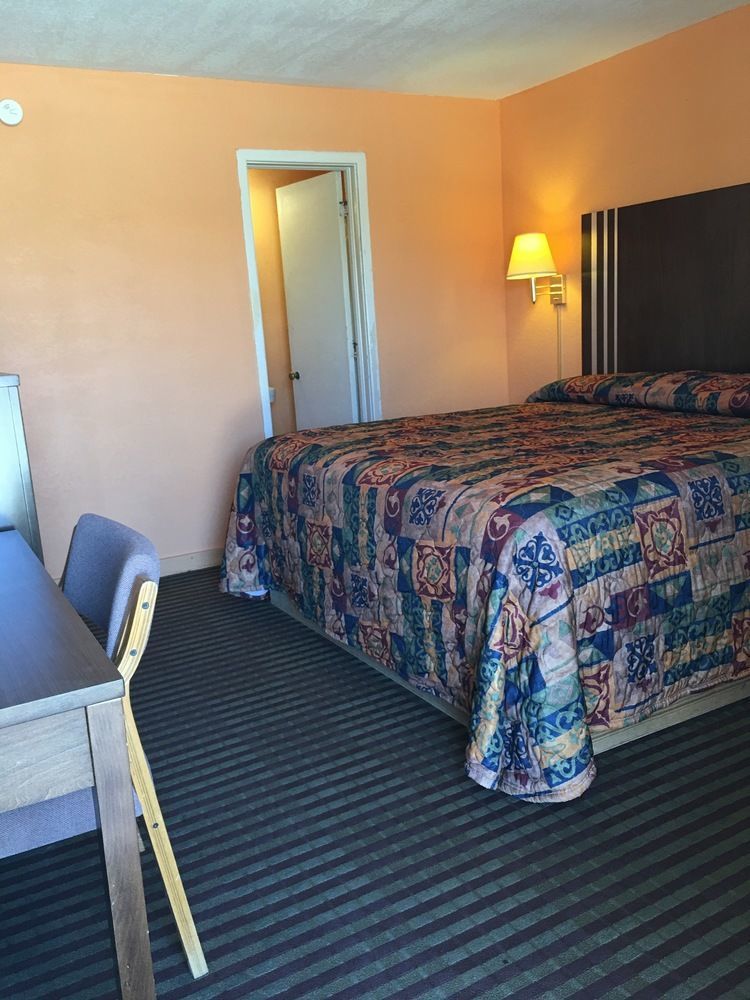Westerner Motel ラミーサ エクステリア 写真